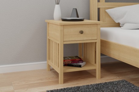 Noptiera din lemn masiv...